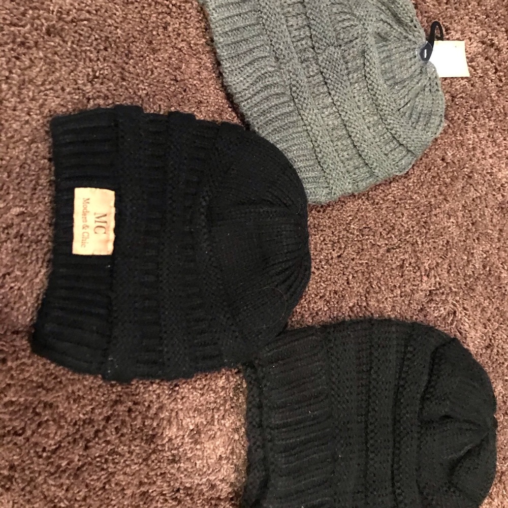 3 beanies